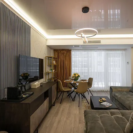 Titanic Breeze Apartment *